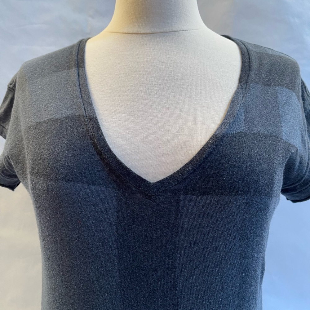 Burberry Brit Short Sleeve Plaid Print V Neck T Shirt - Picture 2 of 8